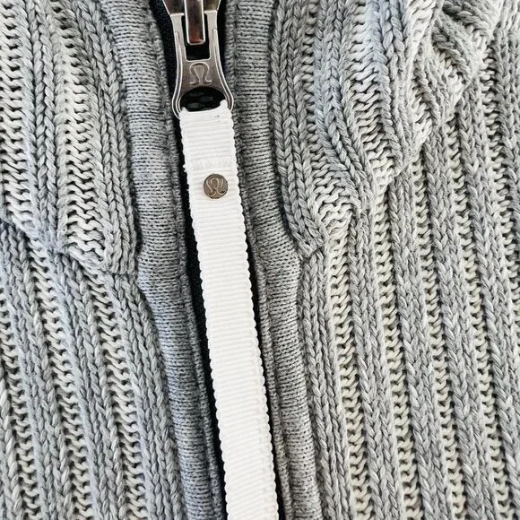 Lululemon ribbed scuba front hoodie sweater - Picture 6 of 11